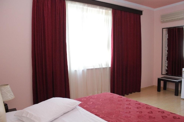 Hotel International (Fier)